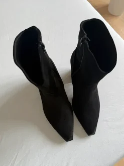 Schwarze ASOS Stiefeletten Gr. 39