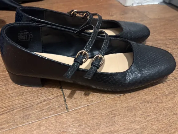 Schwarze Ballerina Schuhe