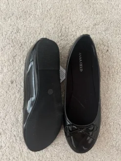 Schwarze ballerinas