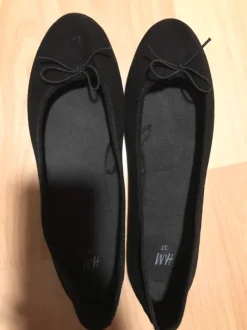 Schwarze Ballerinas