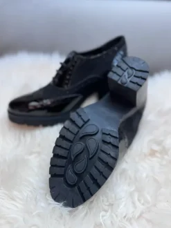 Schwarze Brogue Pumps / Schnürschuhe Größe 36