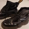 Schwarze, halbhohe Dr.Martens