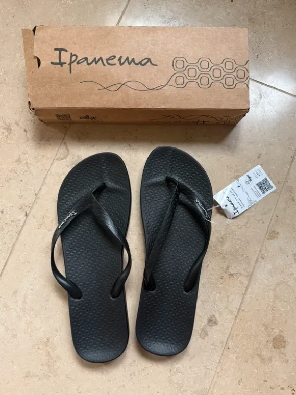 schwarze Ipanema Flipflops 40 neu
