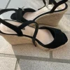 Schwarze Keilabsatz Sandalen Gr. 38