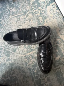 Schwarze Loafer / Penny Loafer H&M – Größe 43 🖤