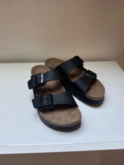 Schwarze Schlappe Papillio