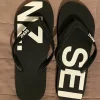 SEINZ. Flipflops Schwarz
