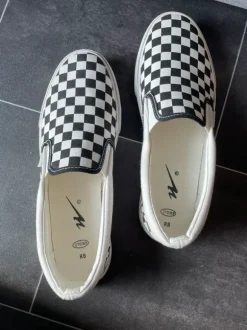 Shuang Xing Sneaker - NEU-
