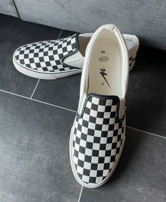 Shuang Xing Sneaker - NEU-
