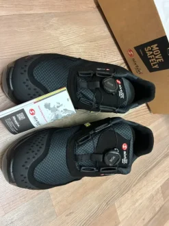Sicherheitsschuhe Sixton Größe 40 NEU
