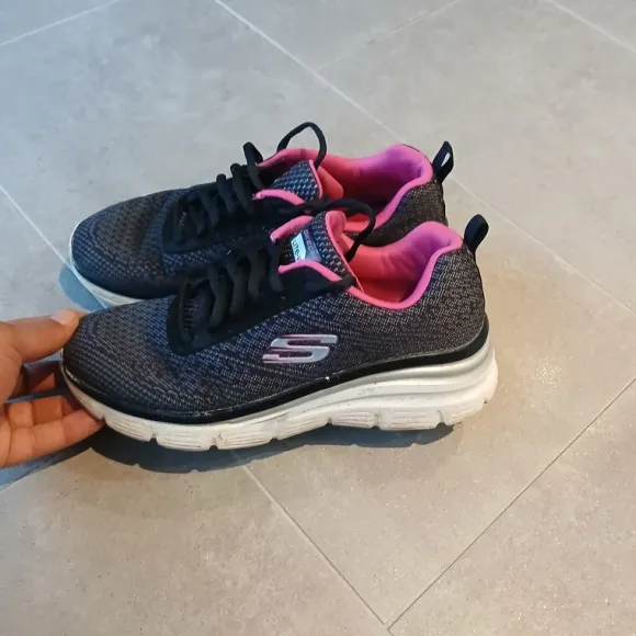 Skechers Lite-Weight noir rose taille 37