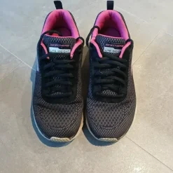 Skechers Lite-Weight noir rose taille 37