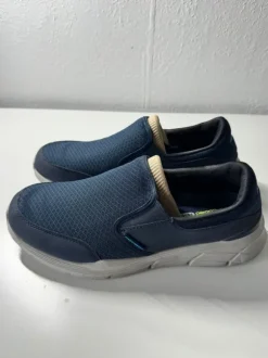 Skechers Relaxed Fit Slip-Ons Dunkelblau