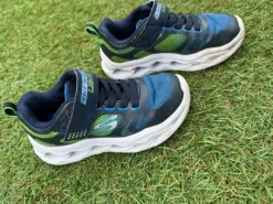 Skechers S Light - lichtjeschoenen maat 28