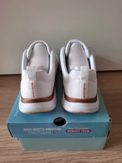Skechers sneakers - nieuw, maat 37