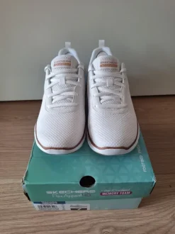 Skechers sneakers - nieuw, maat 37