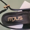 Slingpums schwarz gold