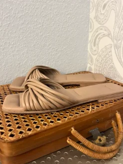 Slipper Slides Schlappen Kennel & Schmenger Frühling Sommer