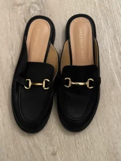 slippers black 8.5