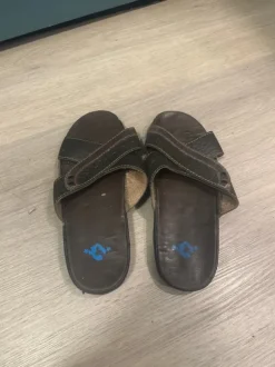 Slippers maat 43