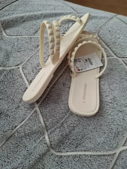 Slippers Stradivarius 39