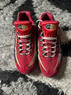 Sneaker