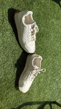 Sneaker beige/ creme