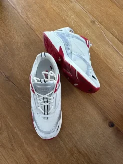 Sneaker Hugo Boss Gr. 40 weiß Silber