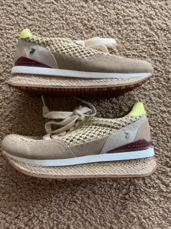 Sneaker von Gioseppo