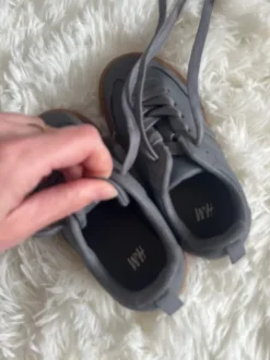 Sneaker von H&M neu Gr. 25