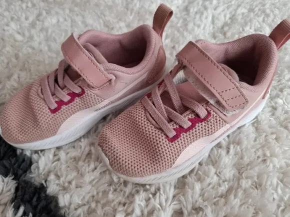 Sneaker von puma