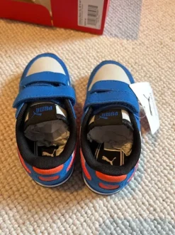 Sneaker von Puma