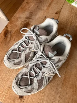 Sneakers New Balance - amper gedragen!