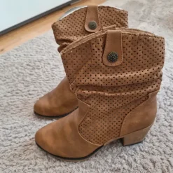 Sommer Stiefelette Gr. 39 NEU Cognac