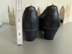 Spangenballerina mit kleinem Absatz