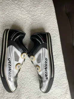 Spesialized Vrijtijd schoenen maat 44