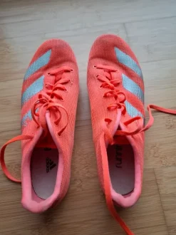 Spikes Adidas