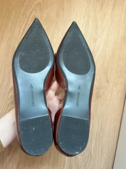 Spitze Ballerinas mit Schleife