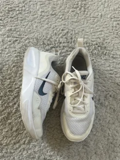 Sport Schuhe