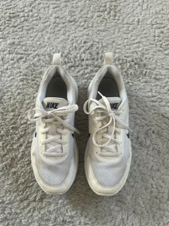 Sport Schuhe