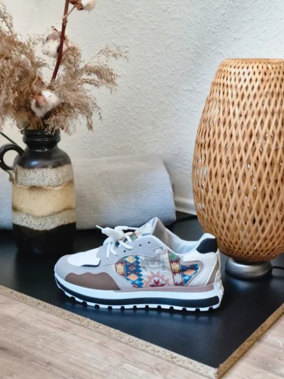 Sportschuh
