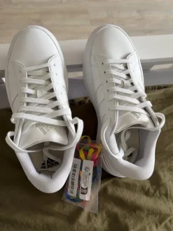 Sportschuh
