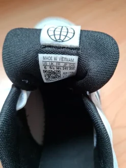 Sportschuh Adidas Größe 38 2/3