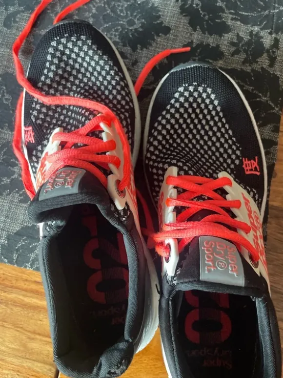 Sportschuhe Superdry Gr. 39