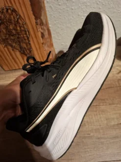 Sportschuhe von Puma