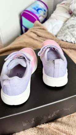 Sportschuhe wie neu