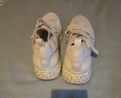 Stella MC Cartney Adidas 42 gut