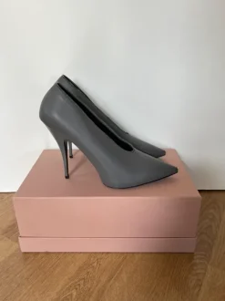 Stella McCartney Pumps 39 1/2 grau