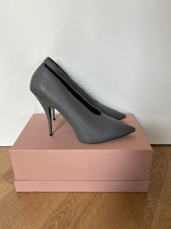 Stella McCartney Pumps 39 1/2 grau