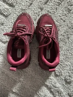 Steve Madden